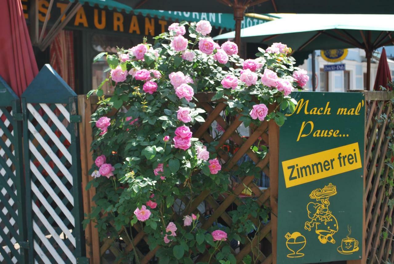 Hotel Zillners Einkehr *** Altheim エクステリア 写真